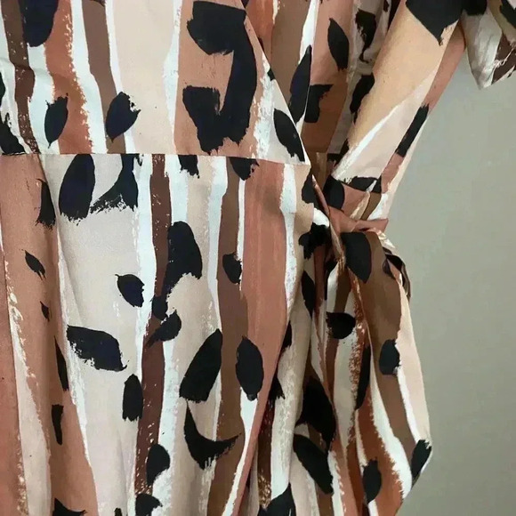 Anthropologie Blaise Wrap Mini‎ Dress Brown Motif - Picture 8 of 10